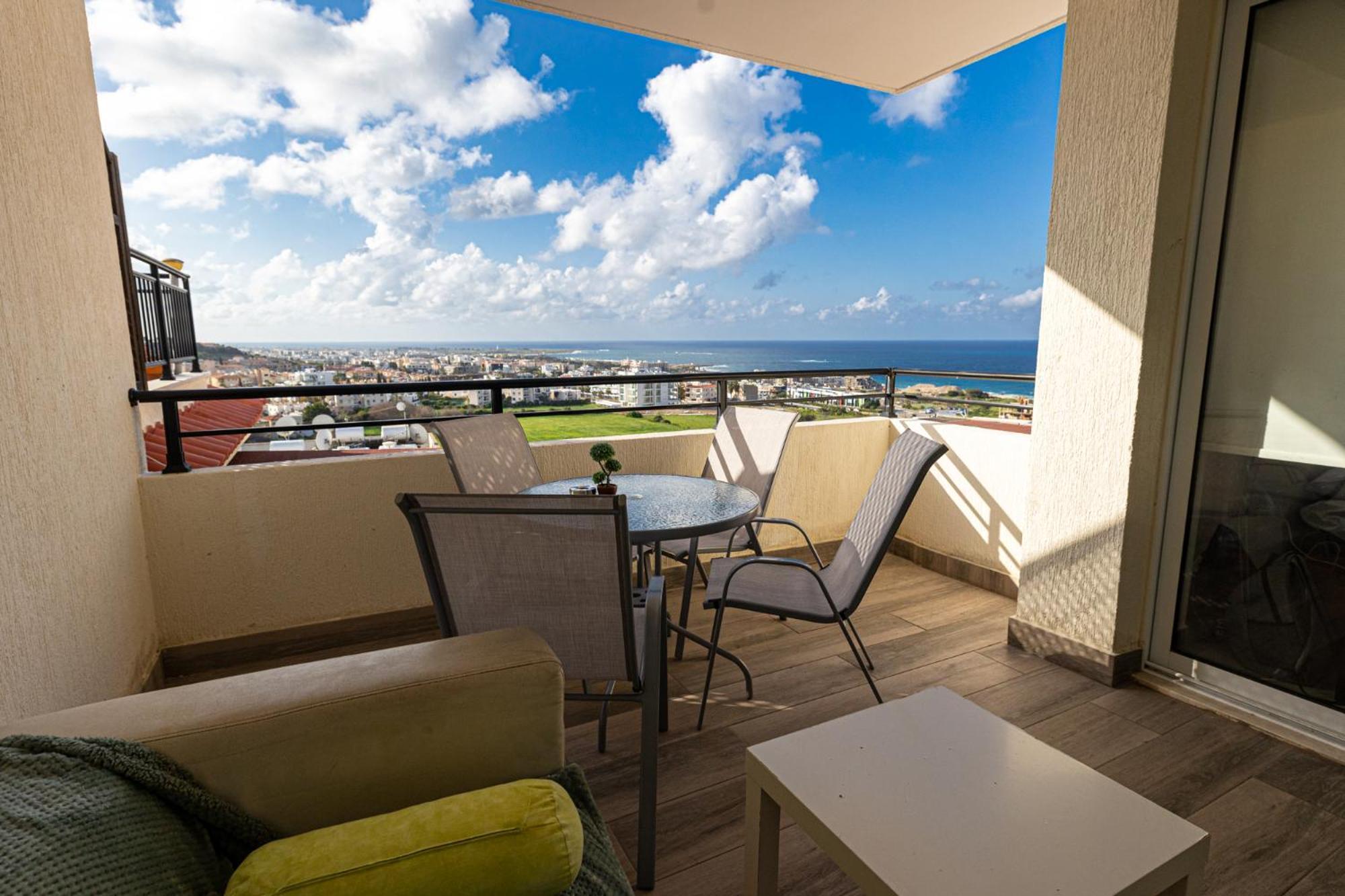 Eden Blue-Horizon 1B, Paphos, Sea View, Pool Apartment Konia ภายนอก รูปภาพ