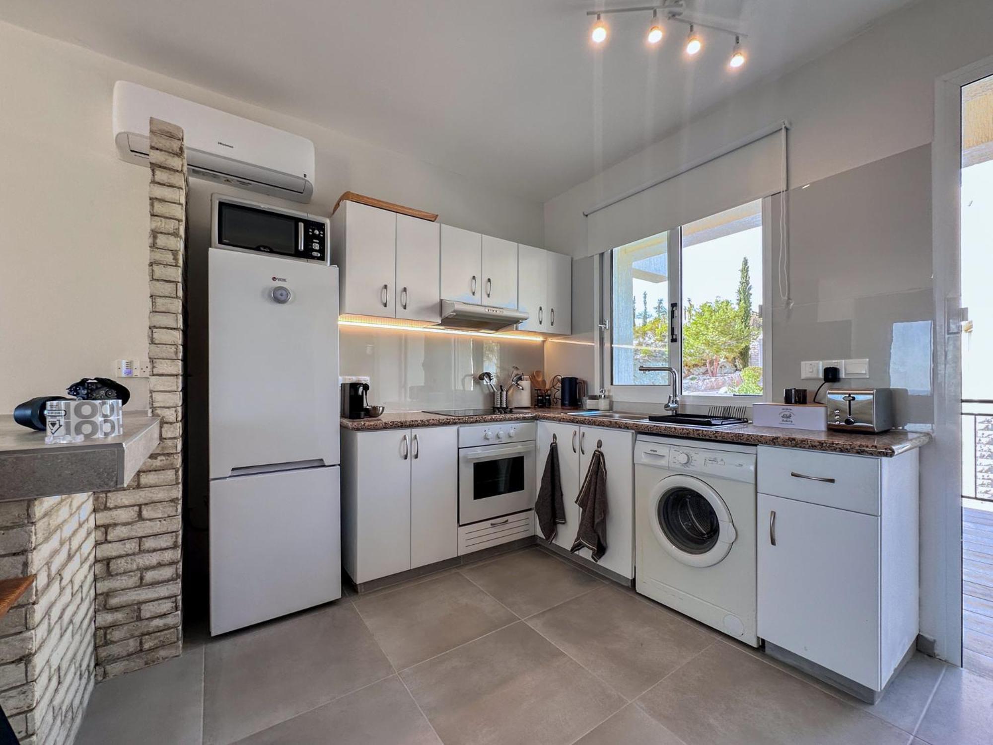 Eden Blue-Horizon 1B, Paphos, Sea View, Pool Apartment Konia ภายนอก รูปภาพ