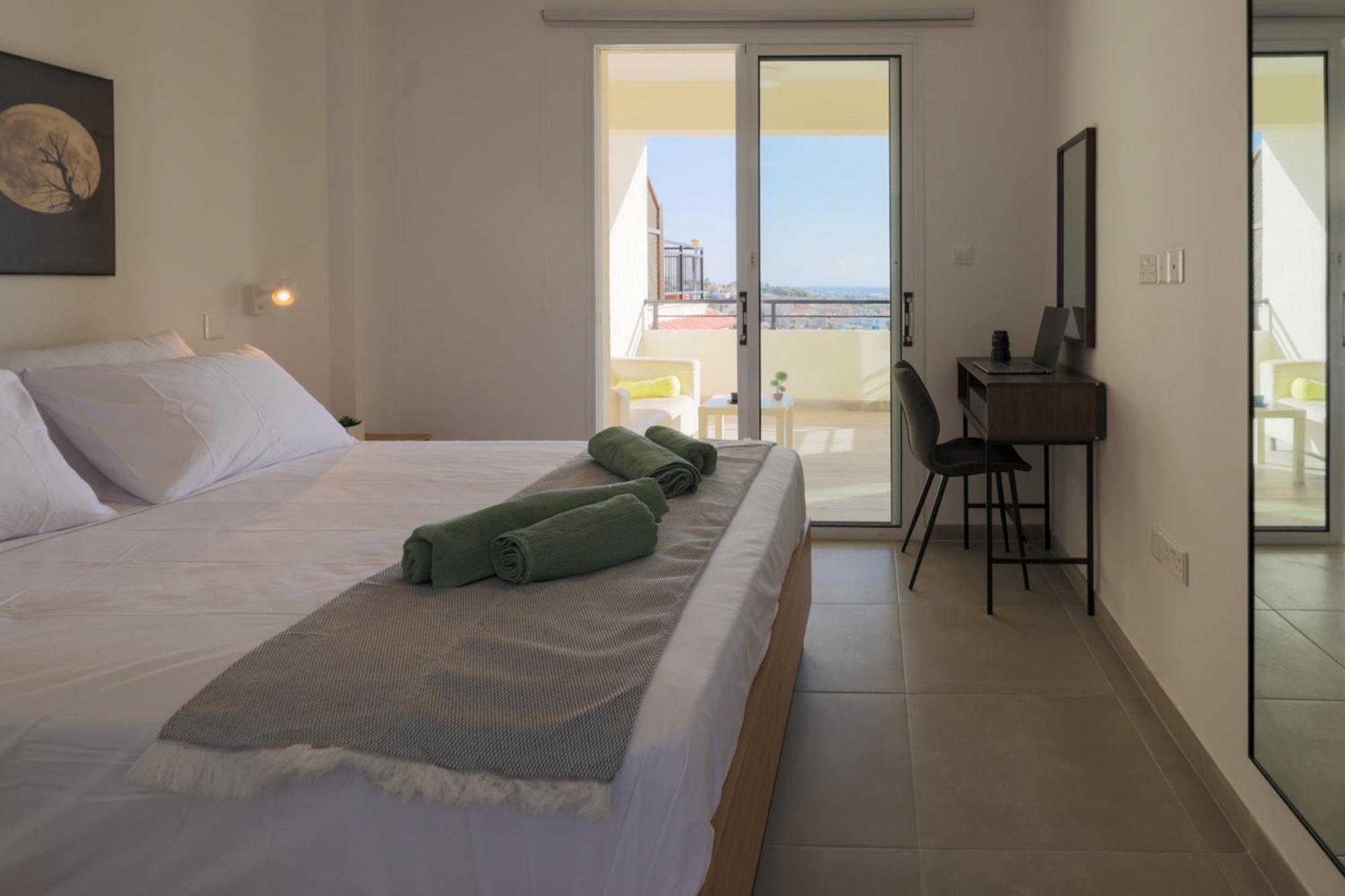 Eden Blue-Horizon 1B, Paphos, Sea View, Pool Apartment Konia ภายนอก รูปภาพ
